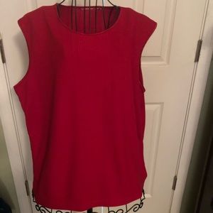 Red sleeveless dress shirt